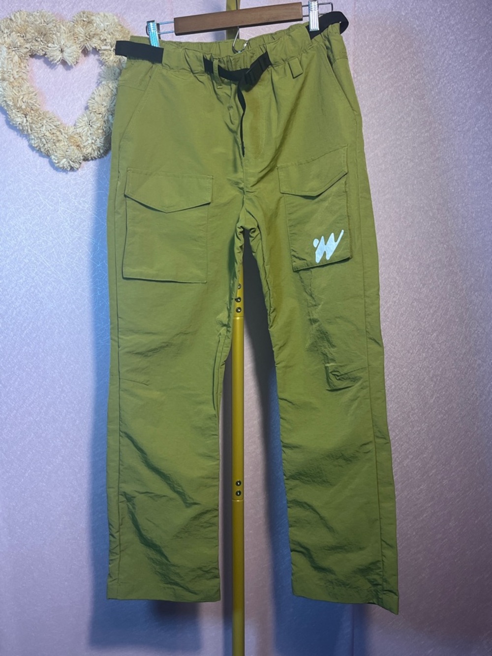 Without Walls Green Cargo Pants with Thigh Logo - NWOT